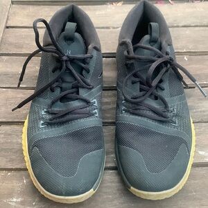 Mens black basketball NIKE